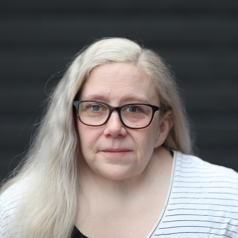 Leder, Helene